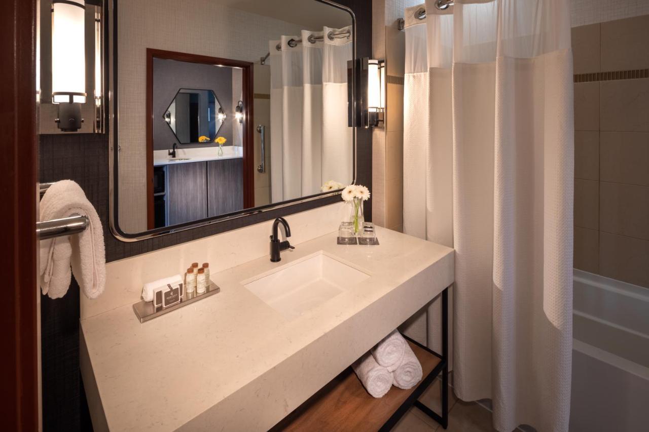 Silver Cloud Hotel - Seattle Stadium Bagian luar foto